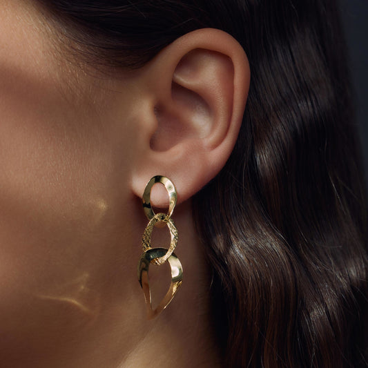 Bibbiena Poppi Madonna 925 sterling silver gold plated drop earrings - Parte di Me