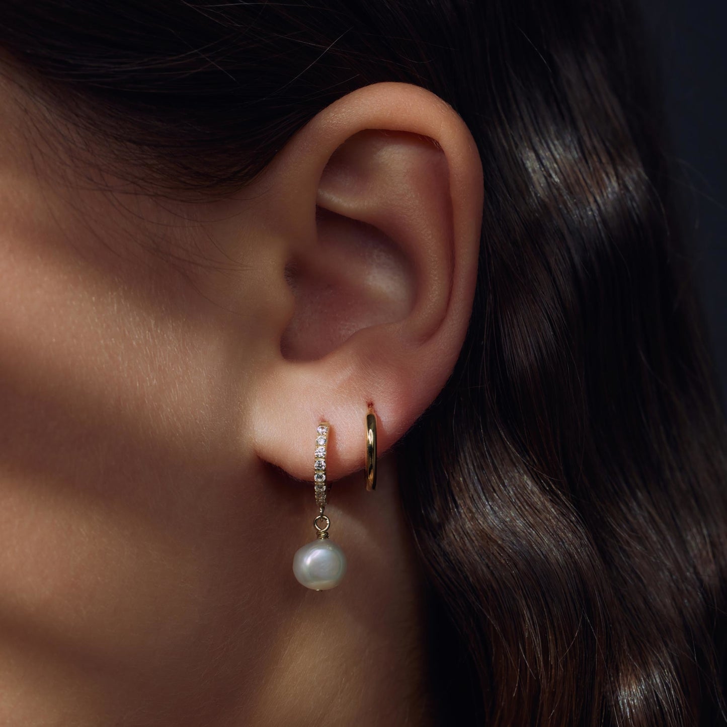 Brioso Cortona Bella 925 sterling silver gold plated hoop earrings with freshwater pearl - Parte di Me