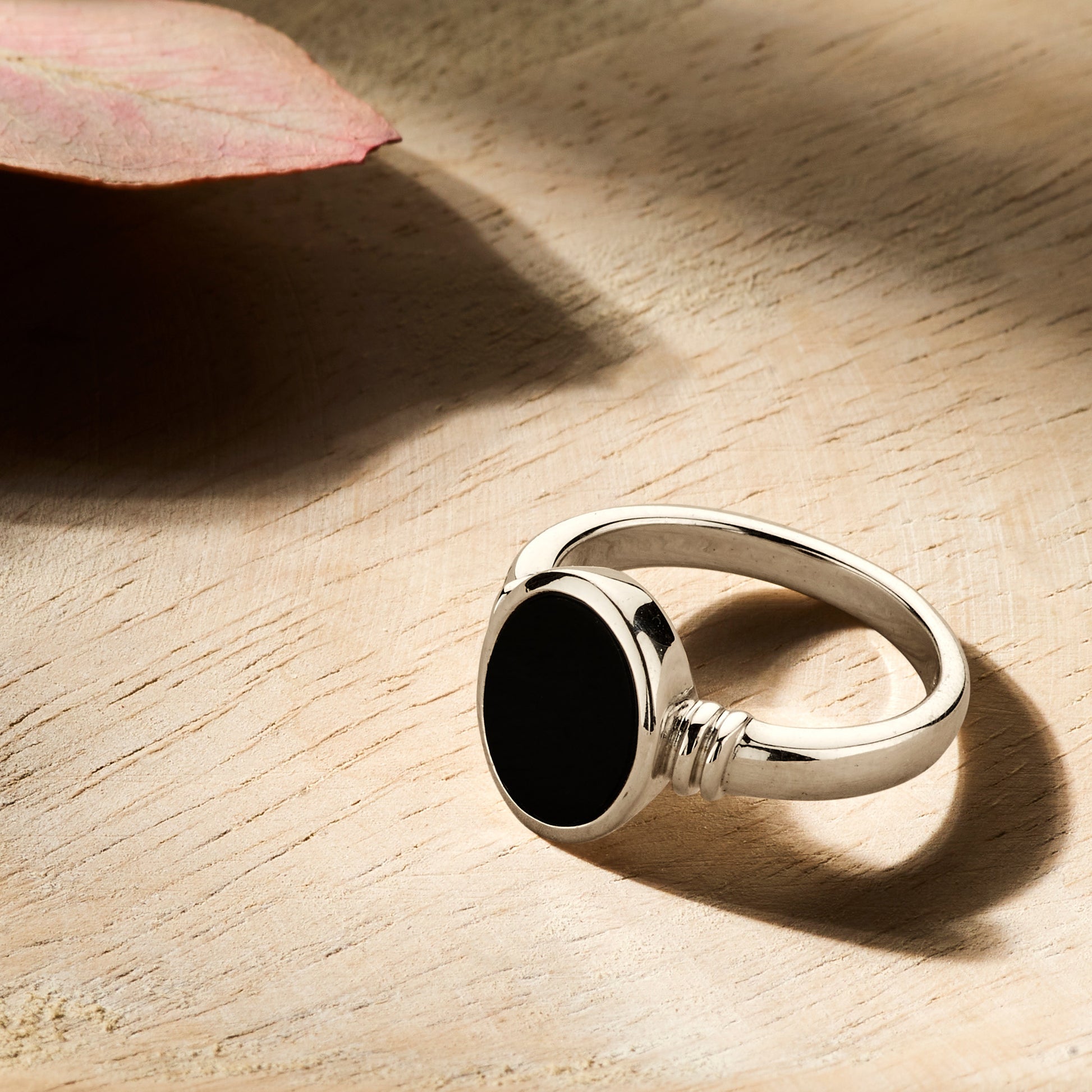 Brioso Cortona Margaretha 925 sterling silver ring with black onyx - Parte di Me