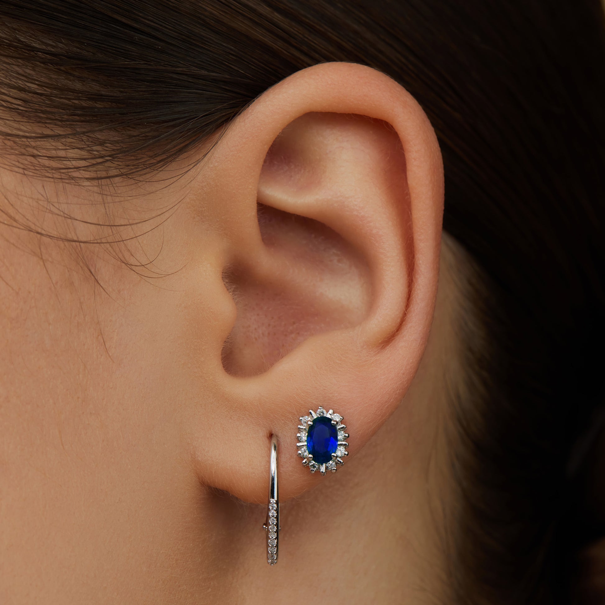 Mia Colore Azure 925 sterling silver ear studs with blue zirconia stone - Parte di Me