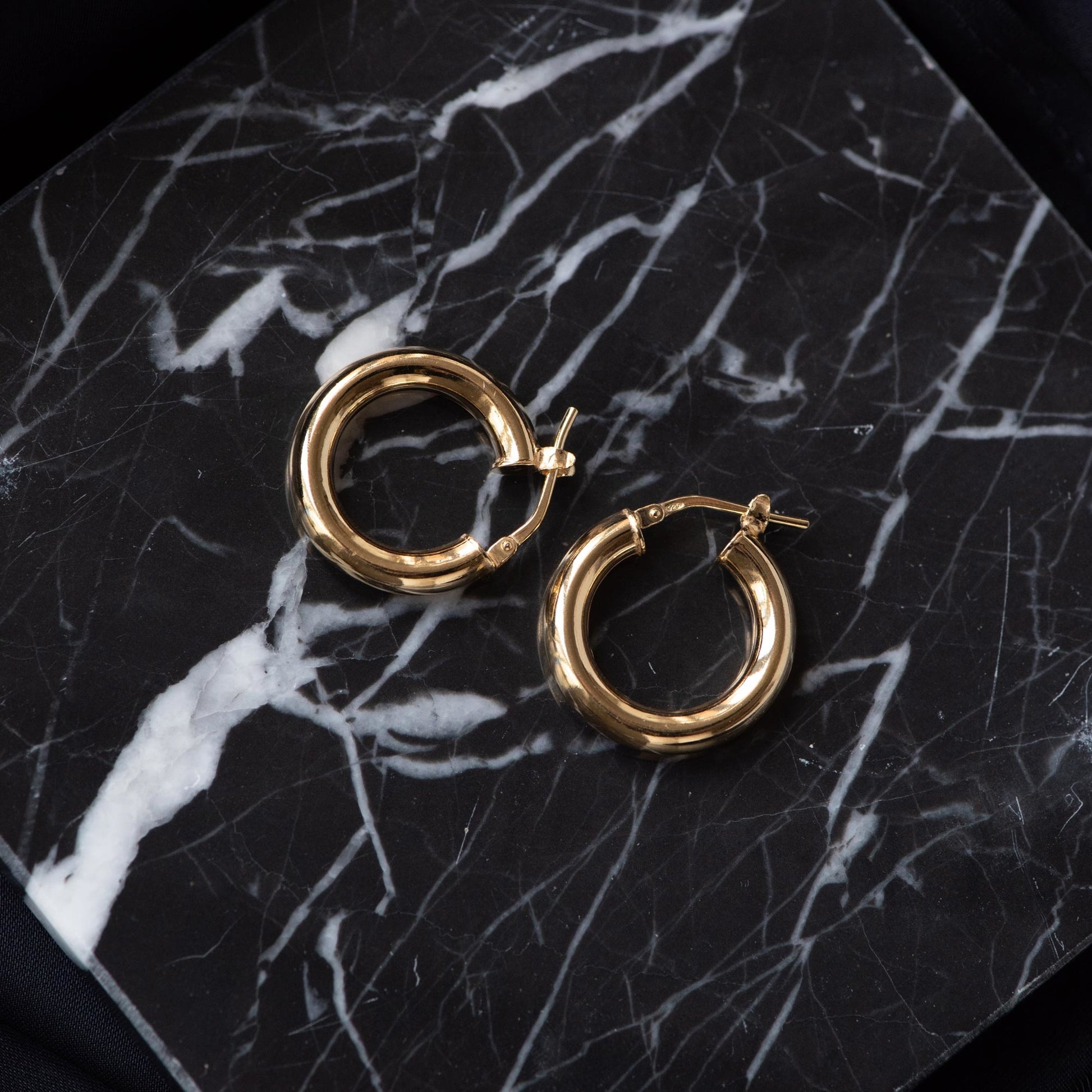 Bibbiena Poppi Casentino 925 sterling silver gold plated hoop earrings - Parte di Me