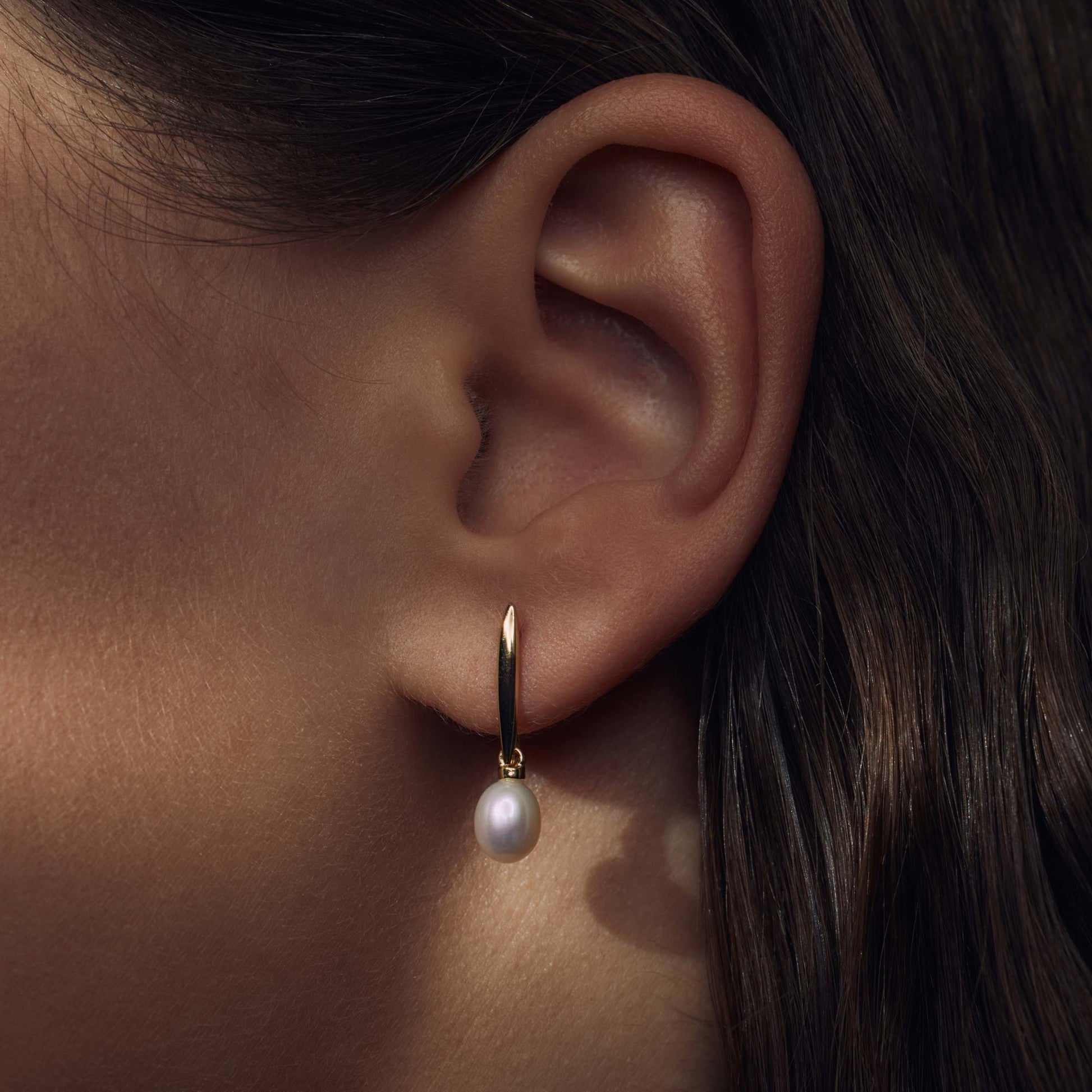 Brioso Cortona Ambra 925 sterling silver gold plated drop earrings with freshwater pearl - Parte di Me